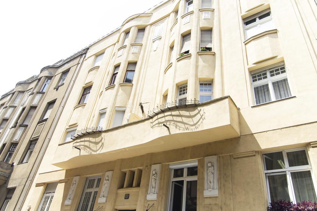 Real Apartments Lovag Budapest Chambre photo